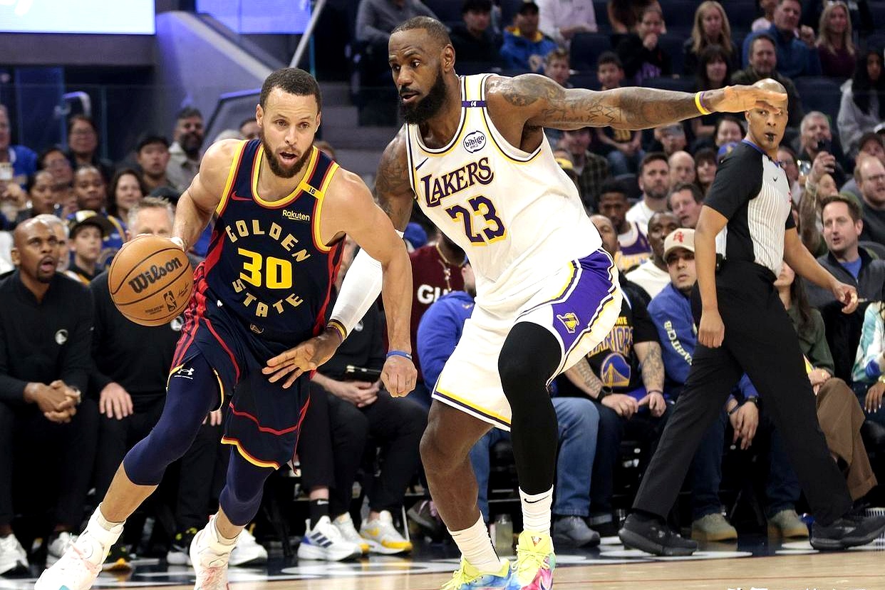 包含萨克拉门托国王内部会议纪要流出——关键时刻战术微调;足总杯使命明确;训练强度明显提升的词条 包含萨克拉门托国王内部会议纪要流出——关键时刻战术微调;足总杯使命明确;训练强度明显提升的词条