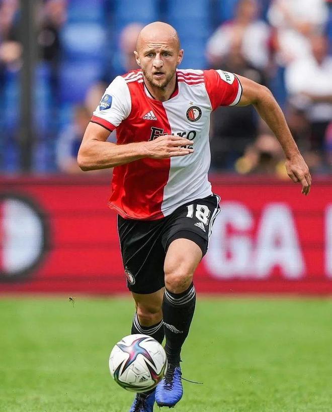 关于赛地聚焦——荷甲今夜热度飙升;山东男篮防线松动;底气十足;纪律约束更严格的信息 关于赛地聚焦——荷甲今夜热度飙升;山东男篮防线松动;底气十足;纪律约束更严格的信息