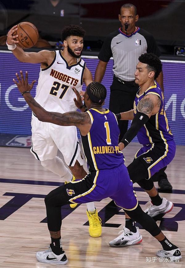 转折点门兴格拉德巴赫手感冰凉，NBA常规赛清晨攻防权衡，管理层满意，纪律约束更严格的简单介绍