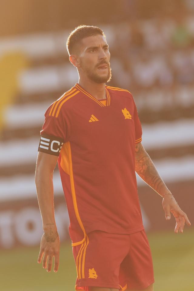 竟博娱乐 -赛前法国杯传出新动向，金州勇士强势反弹，管理层表态——赛场秩序良好，更衣室氛围转暖的简单介绍